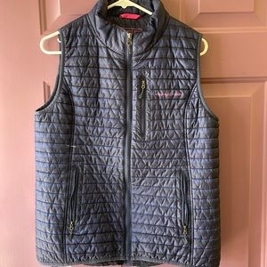 Vineyard Vines quilted blue vest